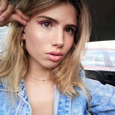 Isabella's Main Story Page.